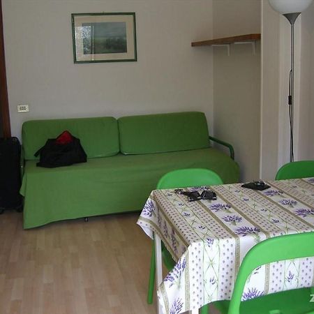 迪亚诺马里纳Casa Vacanze Orchidea公寓 外观 照片